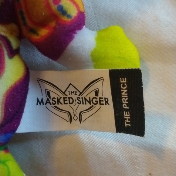 Masked Singer stuffy - Picture 2 of 4